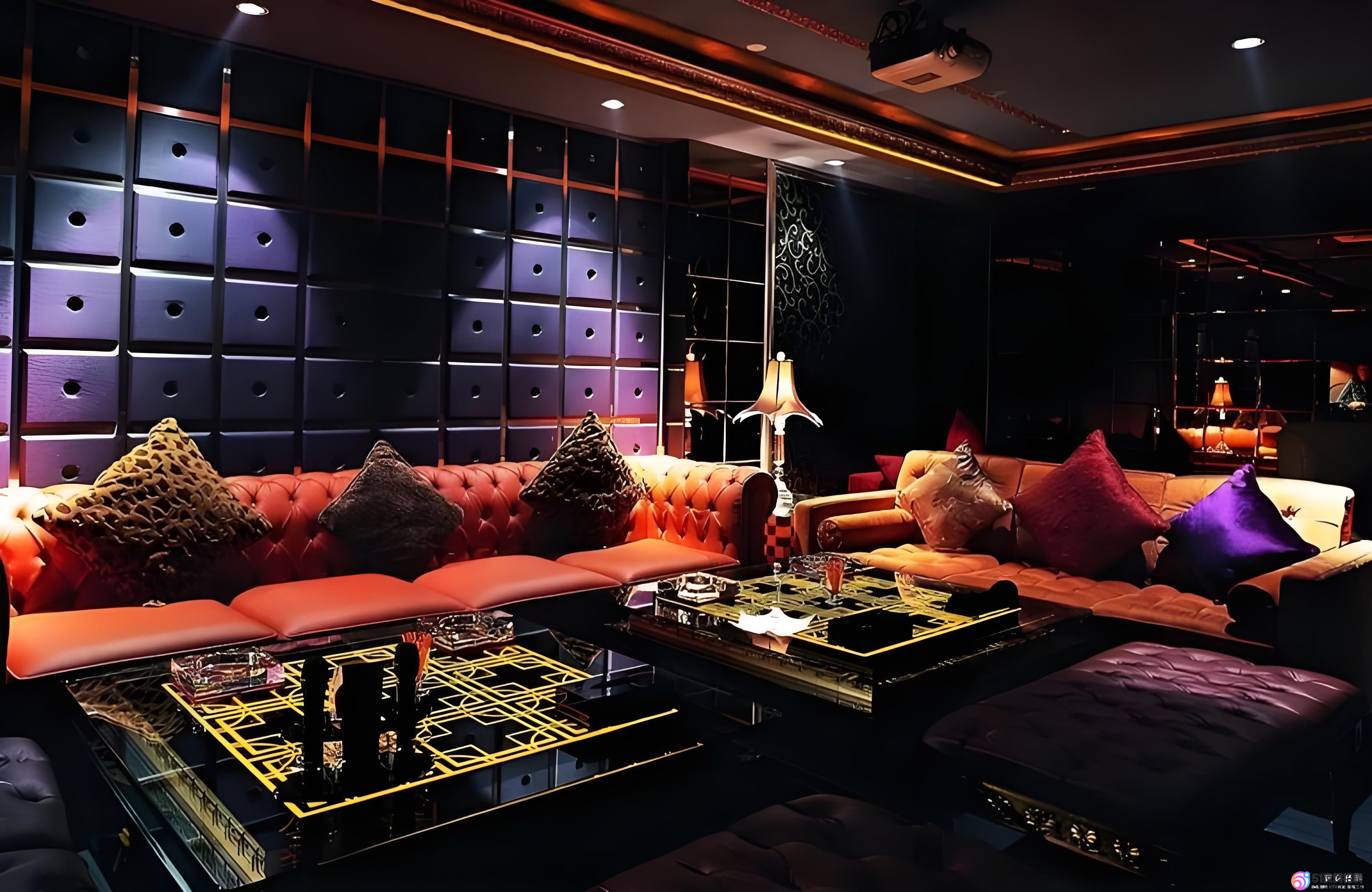 长沙酒吧夜班招聘启事：寻找激情与责任并存的夜行者 : 夜班服务员/调酒师岗位等你来